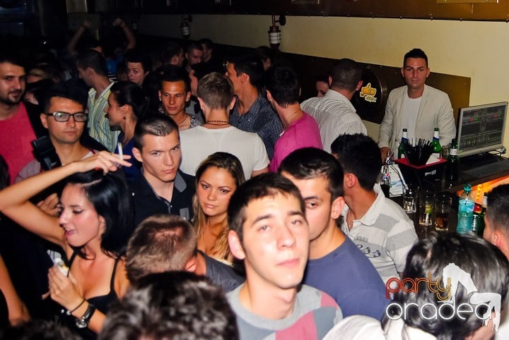 Yellow Submarine la suprafaţă, 