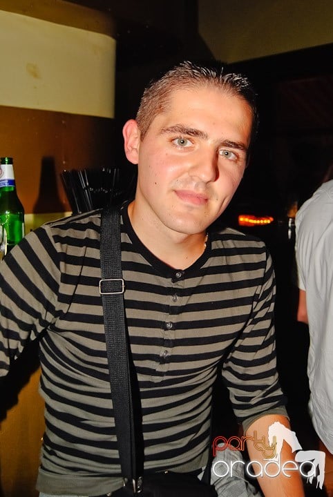 Yellow Submarine la suprafaţă, 