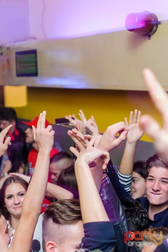 Yelloween Special Weekend, 