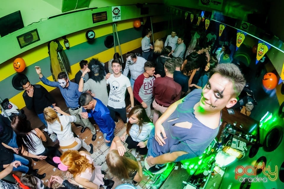 Yelloween Special Weekend, 