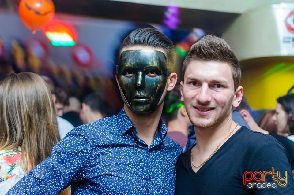 Yelloween Special Weekend, 