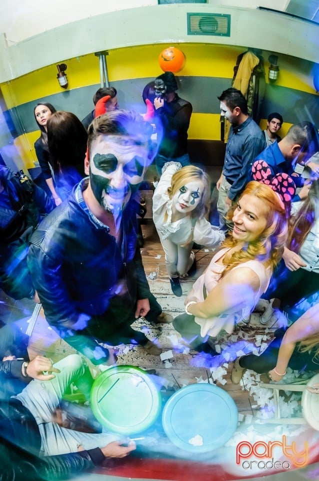 Yelloween Special Weekend, 