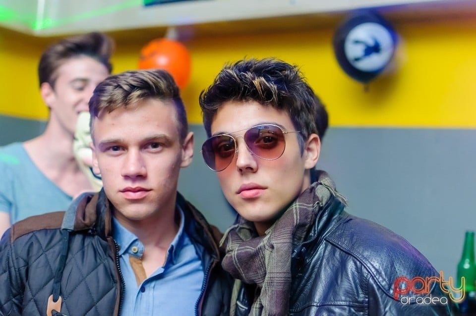 Yelloween Special Weekend, 