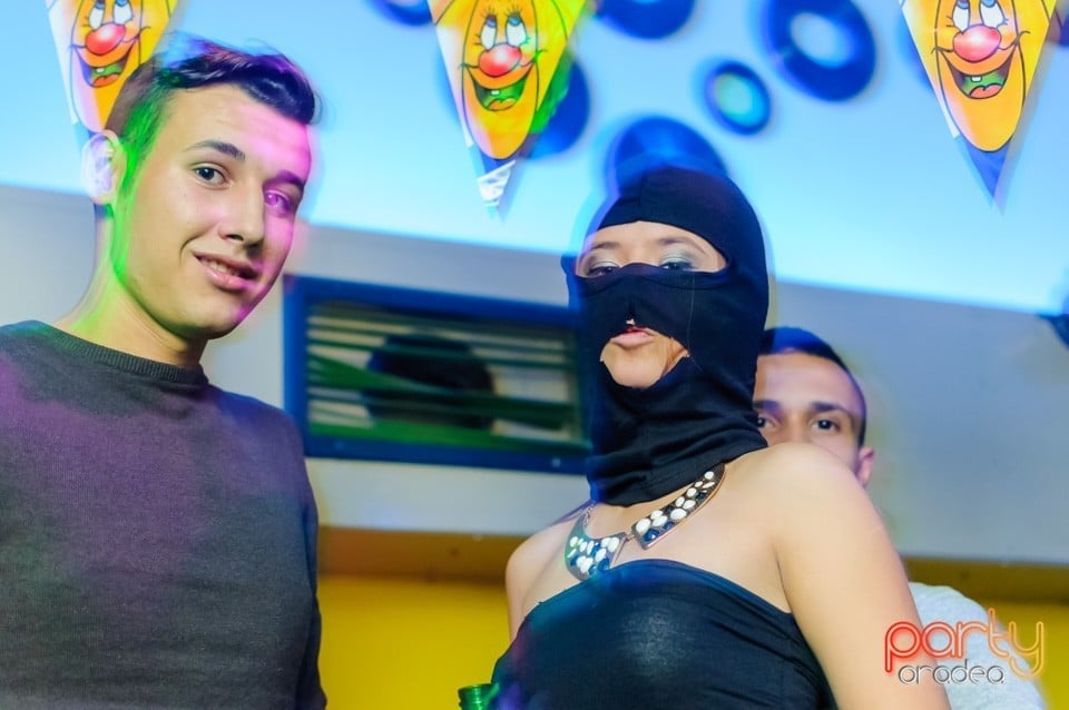 Yelloween Special Weekend, 