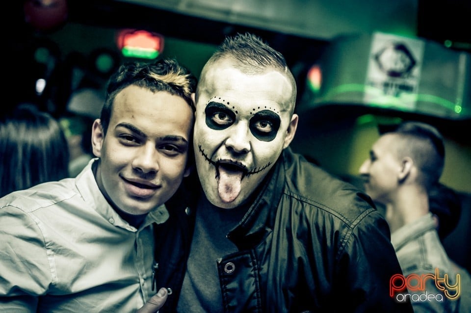 Yelloween Special Weekend, 