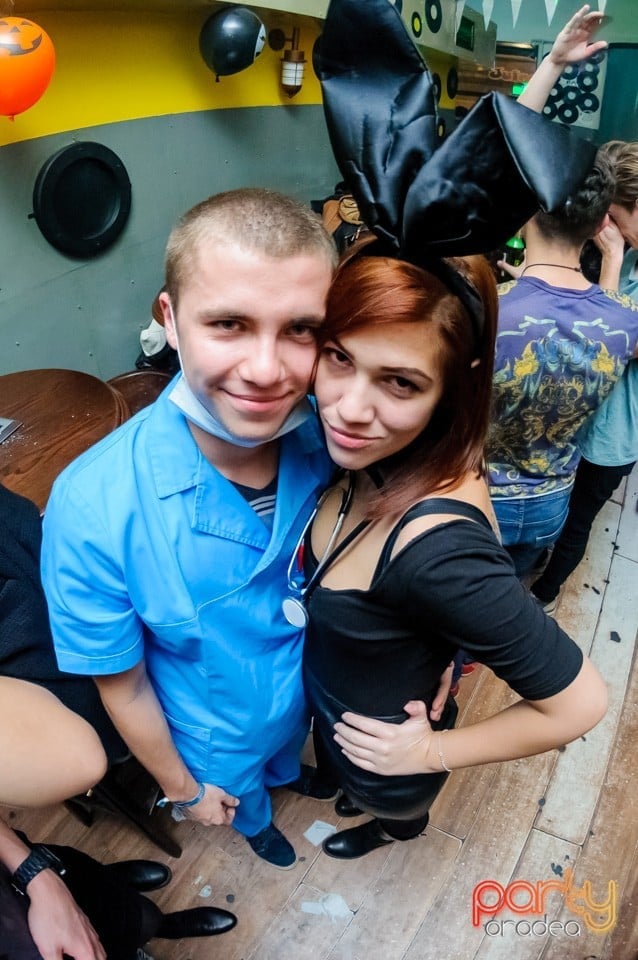 Yelloween Special Weekend, 