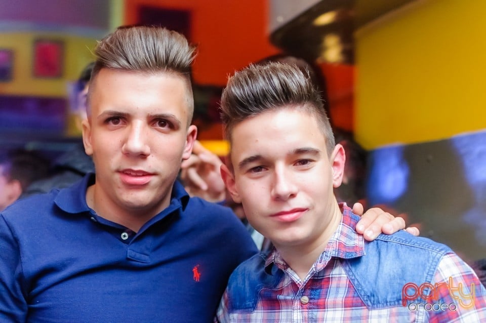 Yelloween Special Weekend, 