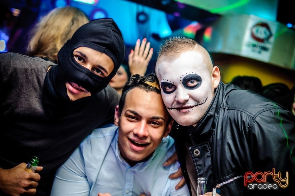 Yelloween Special Weekend, 