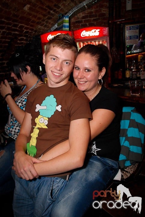 Zi de naştere şi petrecere de burlăciţe, 