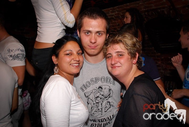 Zi de naştere şi petrecere de burlăciţe, 