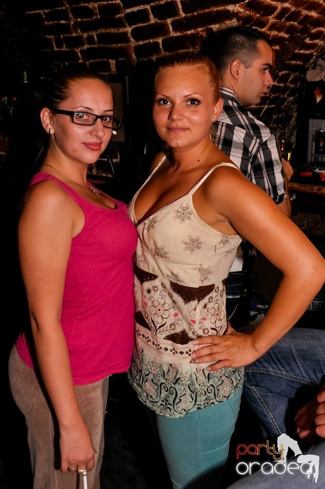 Ziua promoţiilor în Club Escape, 