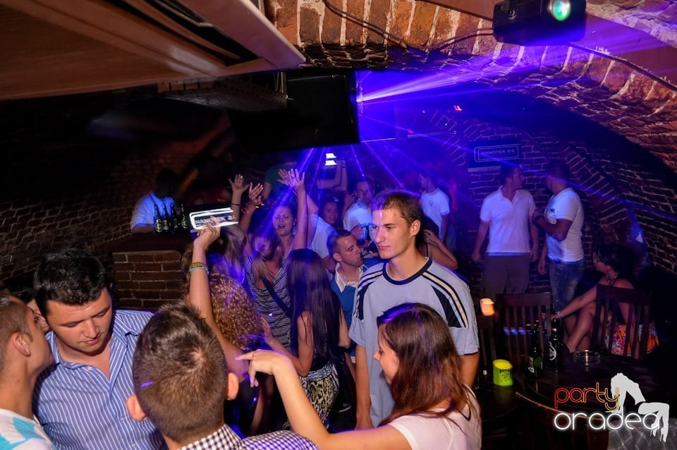 Ziua promoţiilor în Club Escape, 