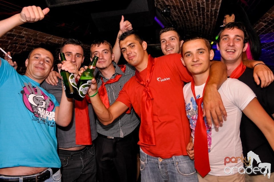 Ziua promoţiilor în Club Escape, 