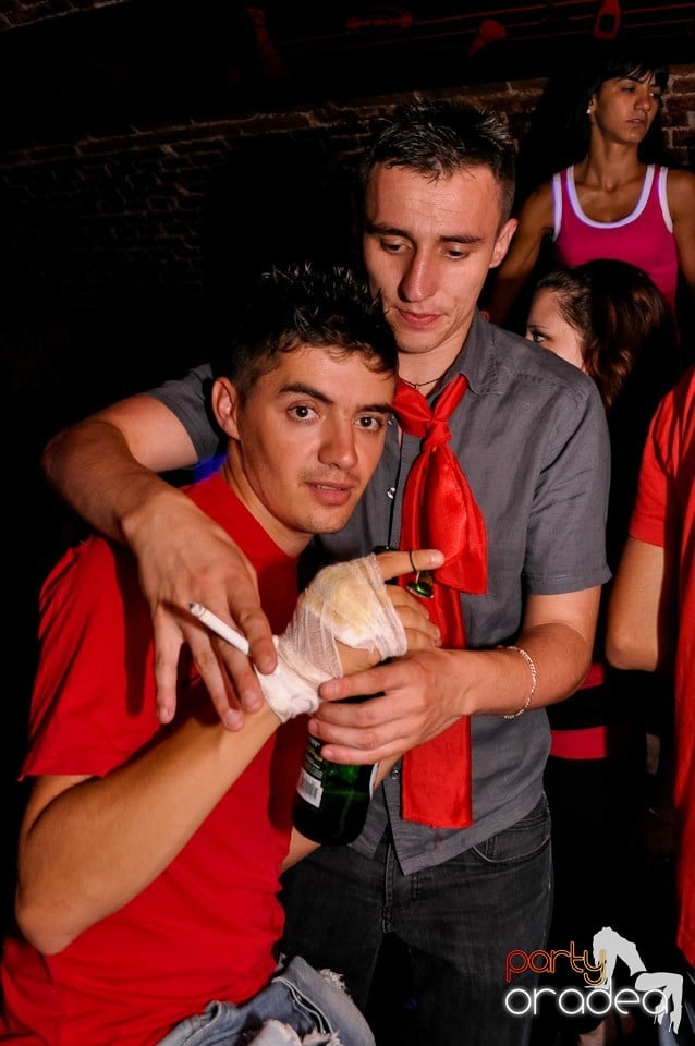 Ziua promoţiilor în Club Escape, 