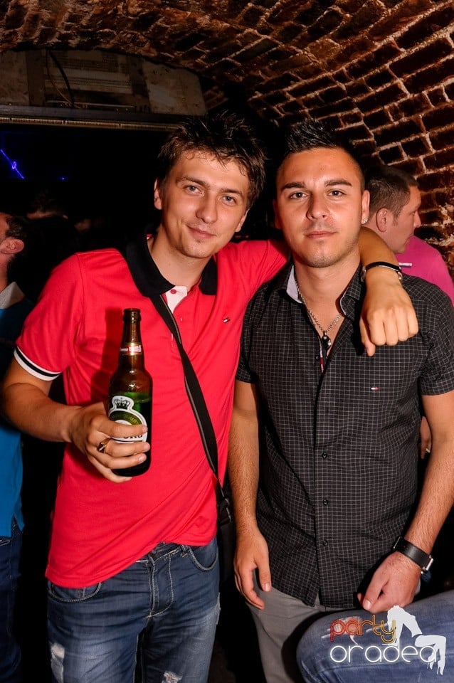 Ziua promoţiilor în Club Escape, 