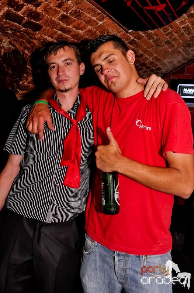 Ziua promoţiilor în Club Escape, 