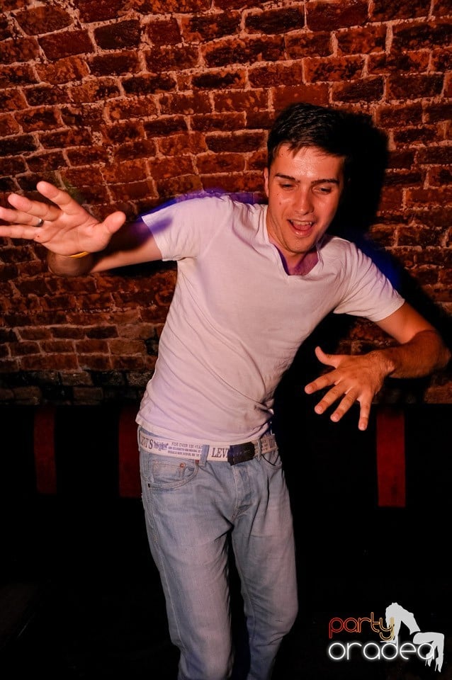 Ziua promoţiilor în Club Escape, 