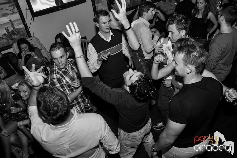 Zulu Birthday Party 2, Zulu Caffe