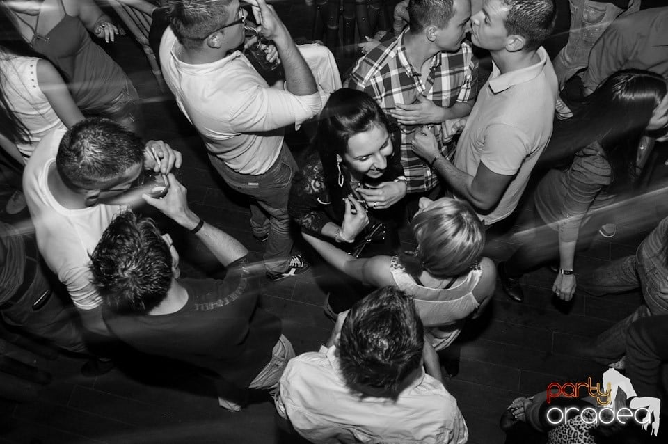 Zulu Birthday Party 2, Zulu Caffe