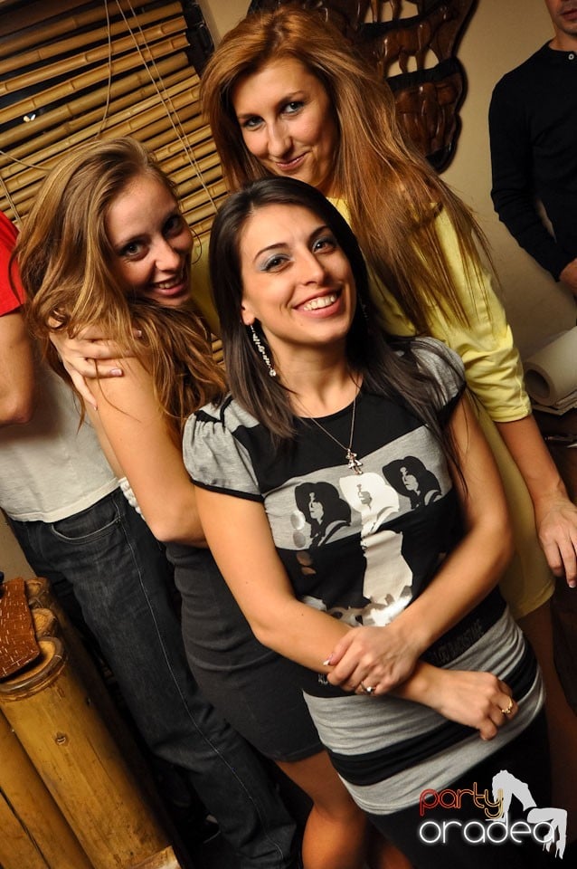 Zulu Caffe: it's karaoke time!, Zulu Caffe