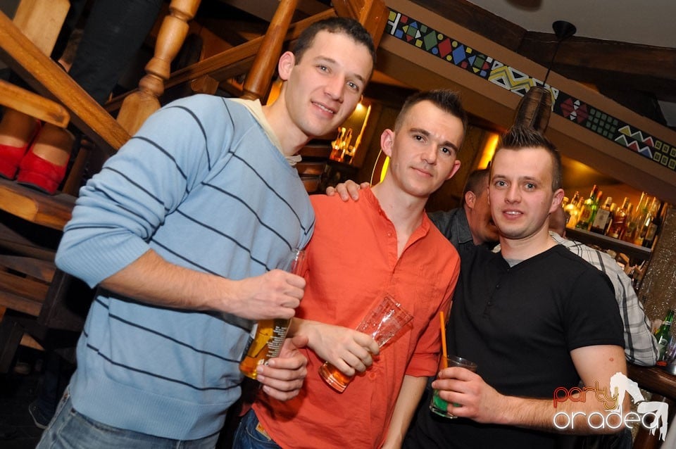 Zulu Caffe: it's karaoke time!, Zulu Caffe