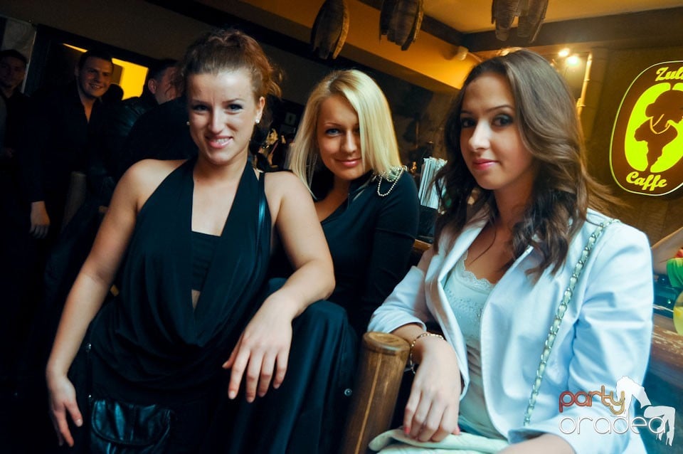 Zulu Caffe: it's karaoke time!, Zulu Caffe