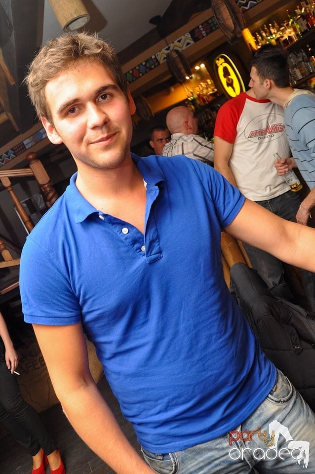 Zulu Caffe: it's karaoke time!, Zulu Caffe