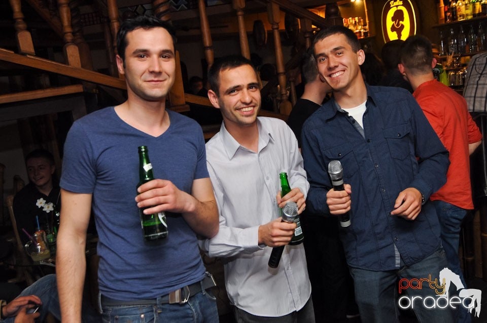 Zulu Caffe: it's karaoke time!, Zulu Caffe