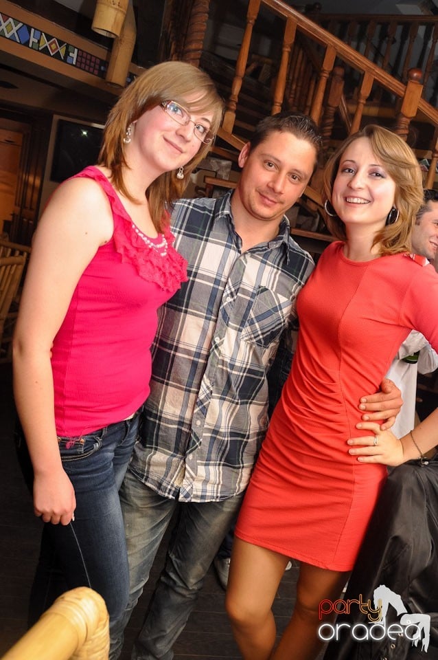 Zulu Caffe: it's karaoke time!, Zulu Caffe