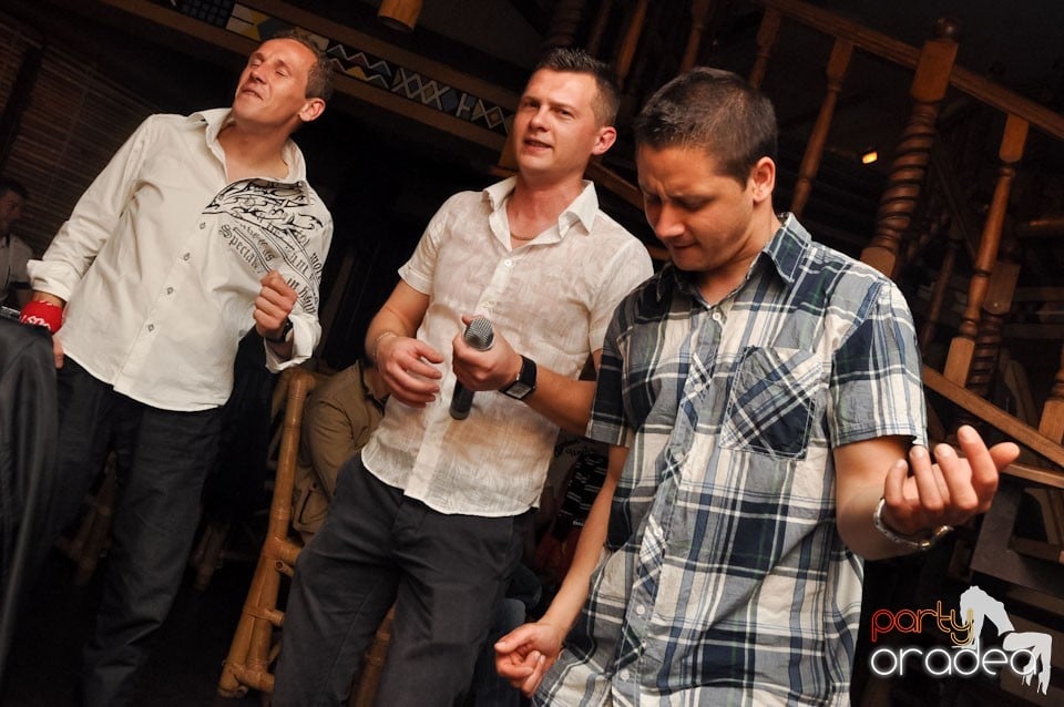 Zulu Caffe: it's karaoke time!, Zulu Caffe