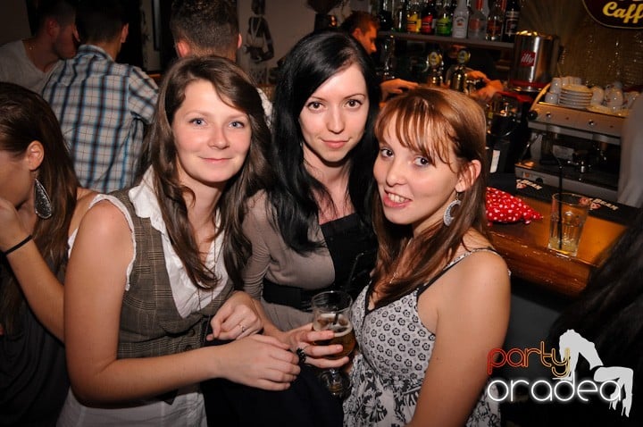 Zulu Fashion Santa Party, Zulu Caffe