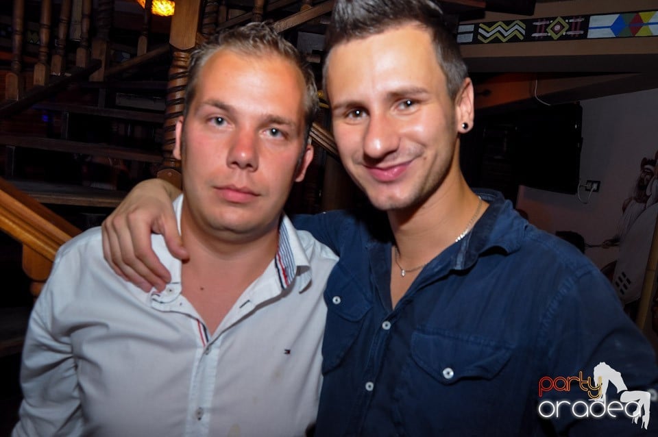 Zulu Karaoke Friday, Zulu Caffe