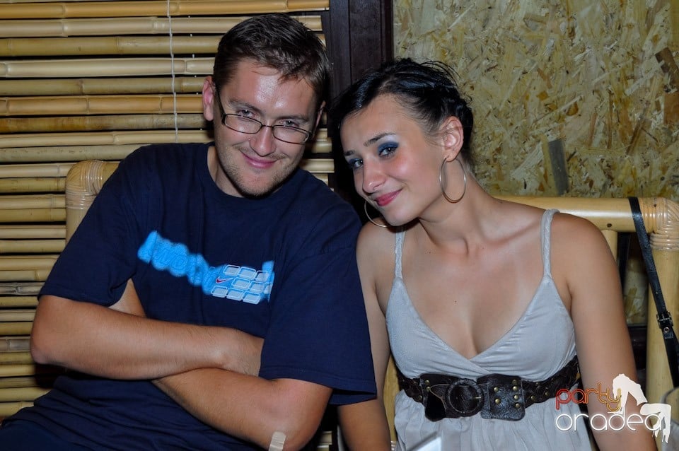 Zulu Karaoke Friday, Zulu Caffe