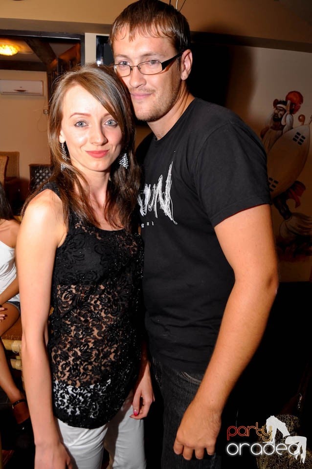 Zulu Karaoke Night, Zulu Caffe