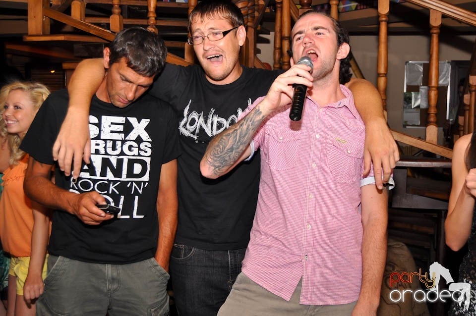 Zulu Karaoke Night, Zulu Caffe