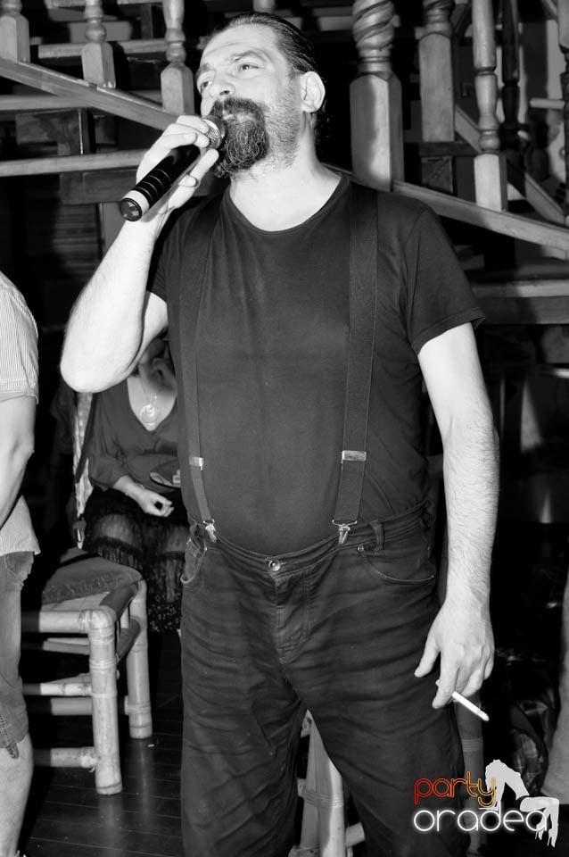 Zulu Karaoke Night, Zulu Caffe