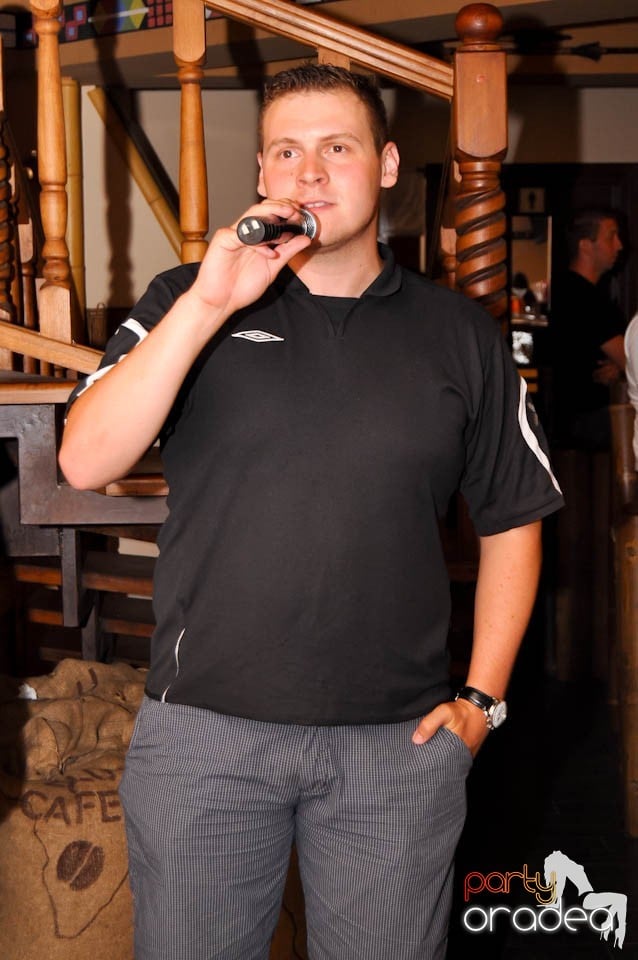 Zulu Karaoke Night, Zulu Caffe