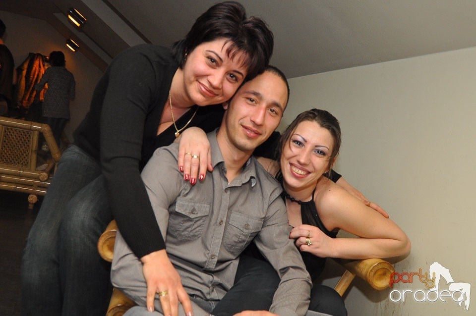 Zulu karaoke party, Zulu Caffe