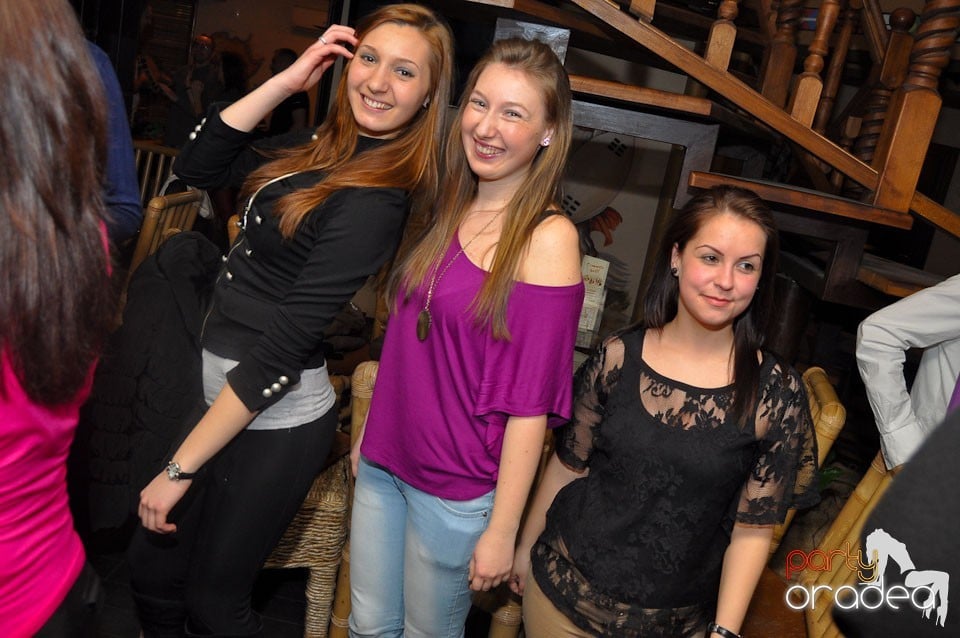 Zulu karaoke party, Zulu Caffe