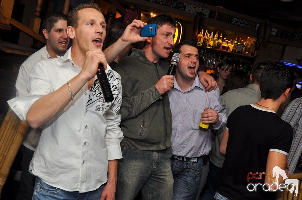 Zulu karaoke party, Zulu Caffe