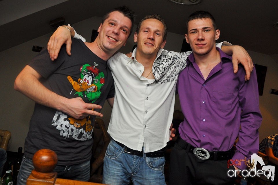 Zulu karaoke party, Zulu Caffe