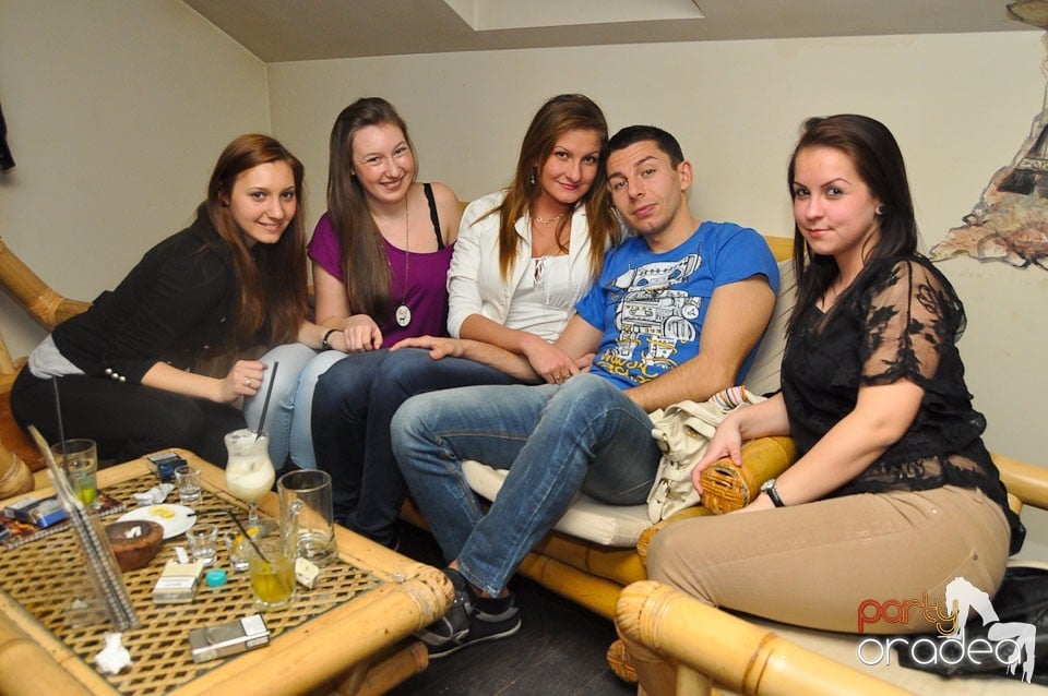 Zulu karaoke party, Zulu Caffe