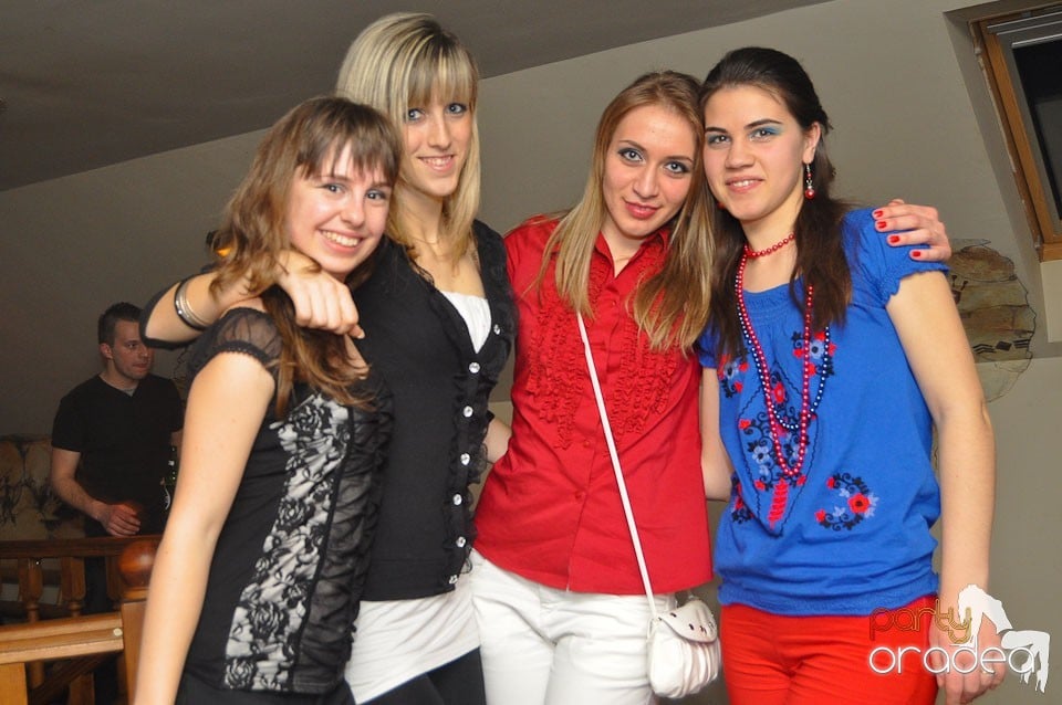 Zulu karaoke party, Zulu Caffe