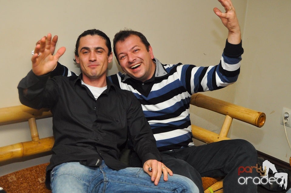 Zulu karaoke party, Zulu Caffe