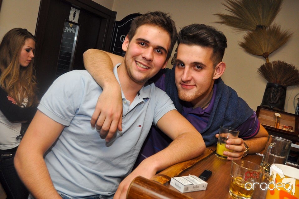 Zulu karaoke party, Zulu Caffe