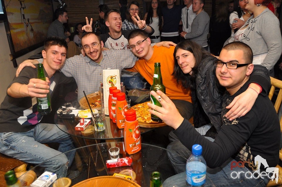 Zulu karaoke party, Zulu Caffe