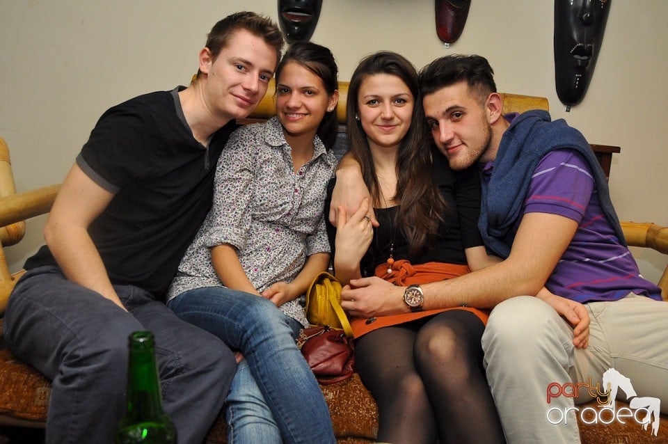 Zulu karaoke party, Zulu Caffe