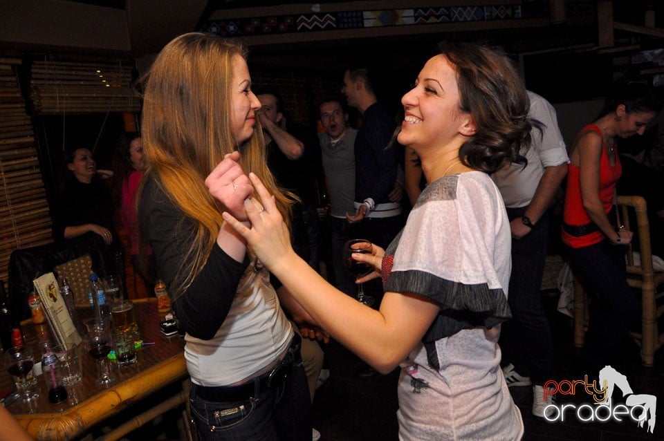 Zulu karaoke party, Zulu Caffe