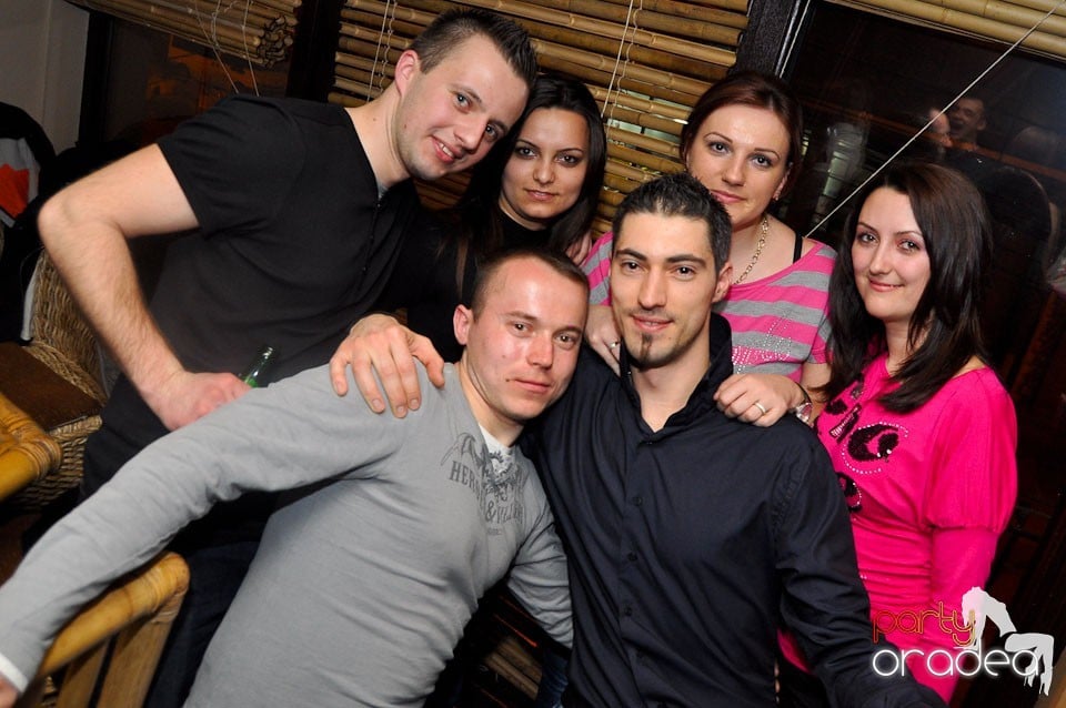 Zulu karaoke party, Zulu Caffe