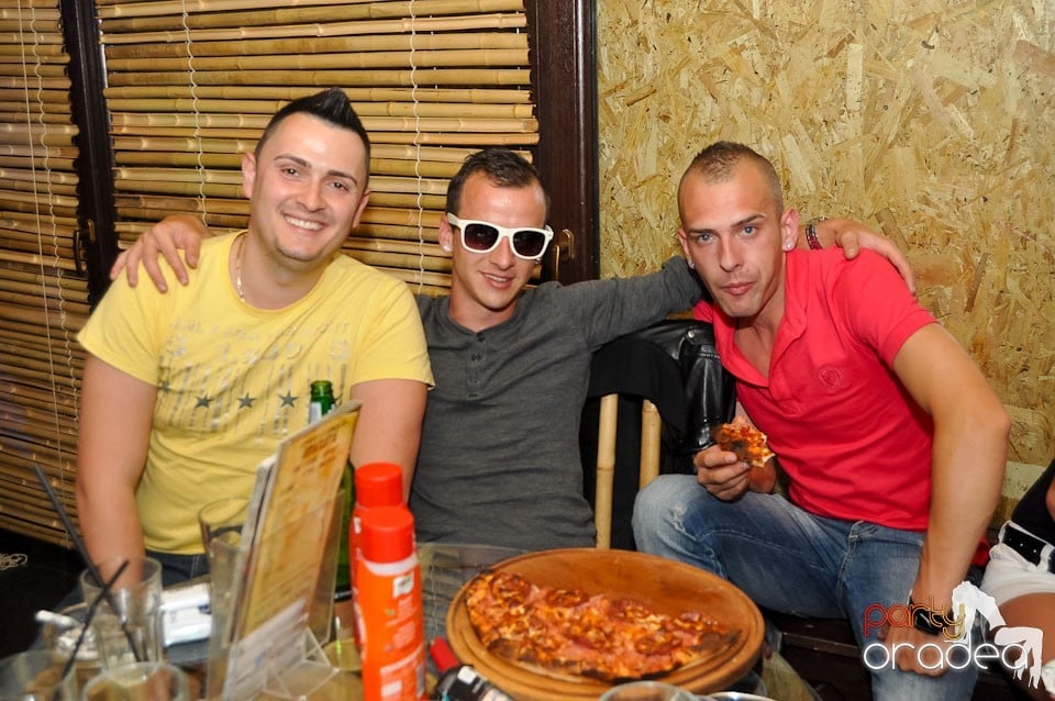 Zulu Nation Party, Zulu Caffe